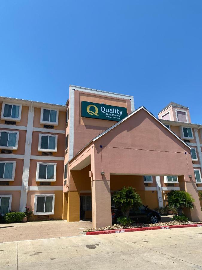 Quality Inn & Suites West Chase Houston Exterior photo